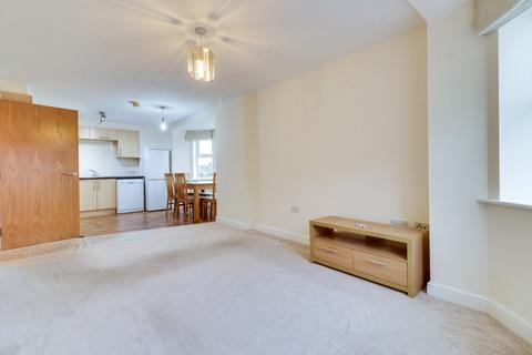 2 bedroom flat for sale, Manor Fold, Horsforth, Leeds, West Yorkshire, LS18