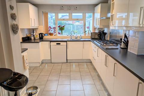 3 bedroom detached house for sale, 15 Callow Lane, Minsterley, Shrewsbury, SY5 0DF