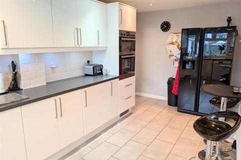 3 bedroom detached house for sale, 15 Callow Lane, Minsterley, Shrewsbury, SY5 0DF