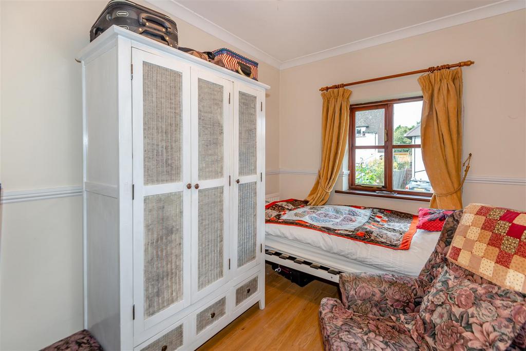 8627079-interior12.jpg
