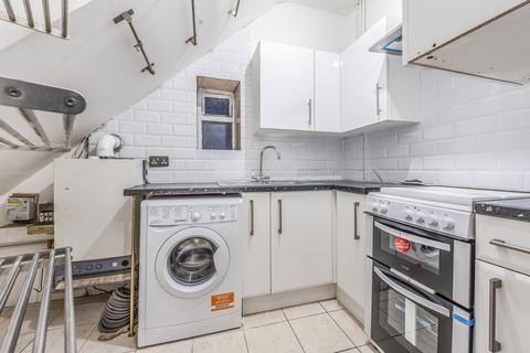 2 bedroom flat to rent, Underhill Road London SE22