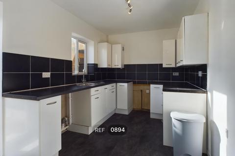 3 bedroom terraced house to rent, Gower Road, HU4