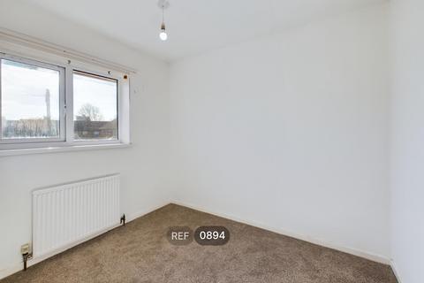 3 bedroom terraced house to rent, Gower Road, HU4