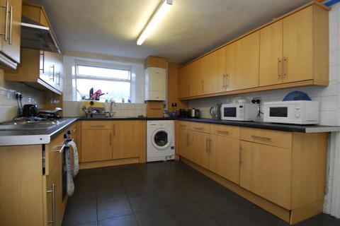 4 bedroom house to rent, Kensington Road, Plymouth PL4