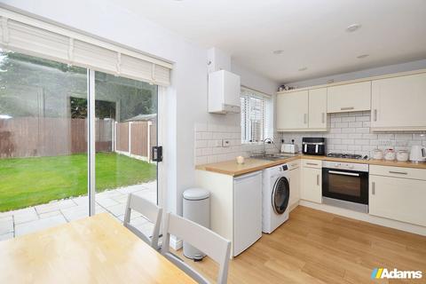 3 bedroom semi-detached house for sale, Linnets Park, Runcorn