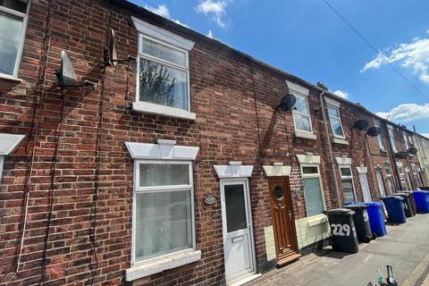 2 bedroom terraced house to rent, Stanton Road , Stapenhill DE15