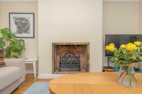 15 Kenmare Gardens, London, N13 5DR