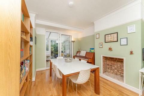 15 Kenmare Gardens, London, N13 5DR