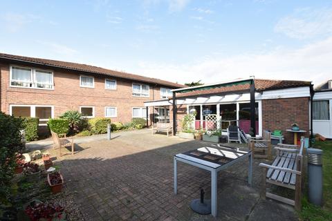 1 bedroom retirement property to rent, The Crescent, Sidcup, DA14