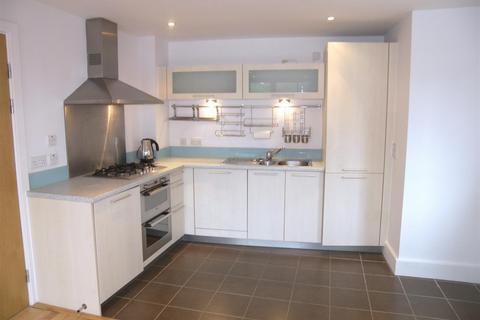 2 bedroom flat to rent, Granville Road, Sevenoaks