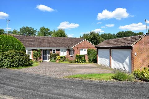 3 bedroom bungalow for sale, Handcroft Close, Crondall, Farnham, Surrey, GU10