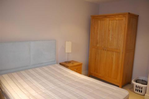 1 bedroom flat to rent, WILMSLOW