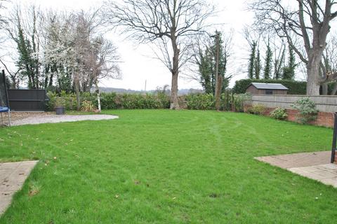 3 bedroom bungalow for sale, Park Drive, Sprotbrough, Doncaster