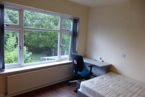 4 bedroom private hall to rent, Egerton Road (38), Fallowfield, Manchester