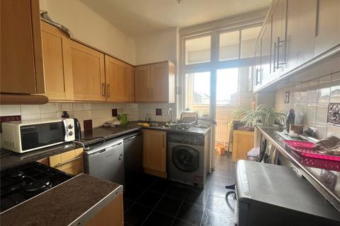 3 bedroom maisonette to rent, The Highway, London, E1W