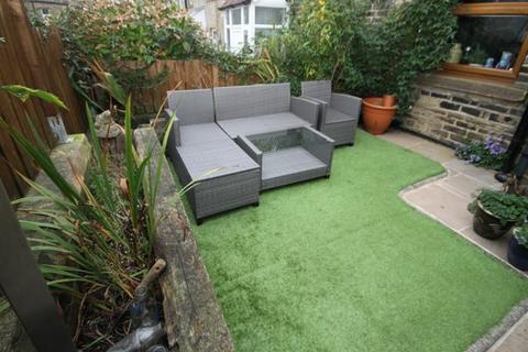 15 Herbert Street, Clayton, Bradford, BD14 6LD