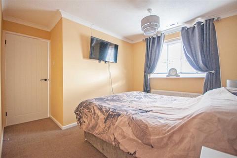 30 Rubens Gate, Chelmsford, CM1 6GN