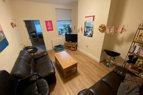 4 bedroom private hall to rent, Westbourne Road (16), Fallowfield, Manchester