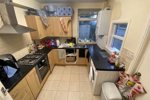 4 bedroom private hall to rent, Westbourne Road (16), Fallowfield, Manchester