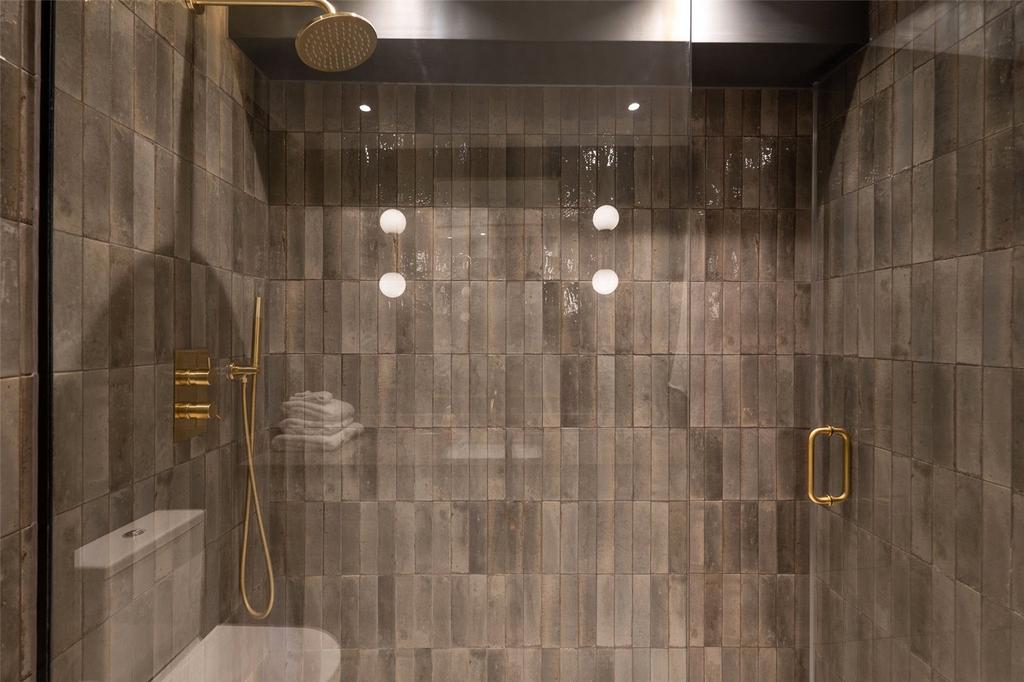 Modern Shower