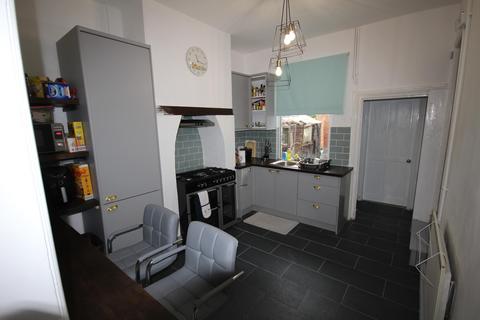 3 bedroom house to rent, Uxbridge Street, Burton upon Trent DE14