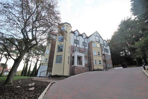 2 bedroom apartment for sale, Oak Drive, Colwyn Bay