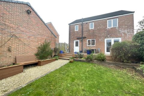 4 bedroom detached house for sale, Heol Y Parc, Llanelli SA14