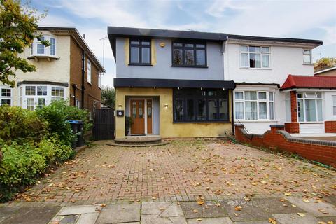 3 bedroom semi-detached house for sale, Park Crescent, Enfield