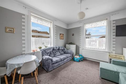 1 bedroom flat for sale, Whitton Road, Hounslow TW3