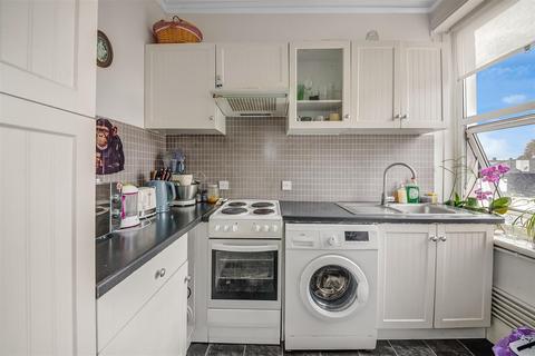 1 bedroom flat for sale, Whitton Road, Hounslow TW3