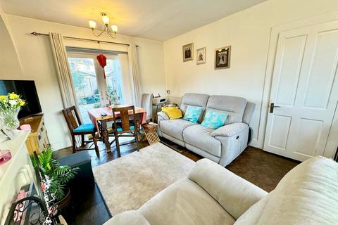 3 bedroom house for sale, Cae Person, Llanrwst