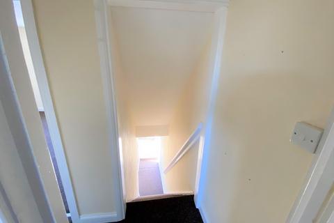 1 bedroom flat to rent, A London Road, Sittingbourne, Kent