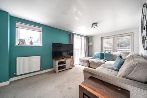 2 bedroom apartment for sale, Esparto Way, South Darenth, Dartford, Kent, DA4