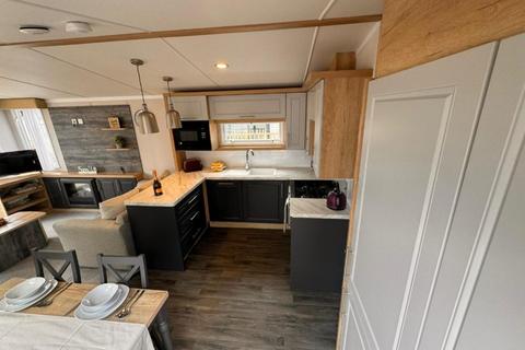 2 bedroom static caravan for sale, Woodleigh Caravan Park