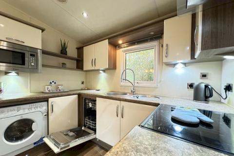 2 bedroom static caravan for sale, Nr Battle, St Leonards on Sea TN37