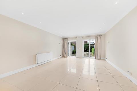 4 bedroom detached house to rent, Grove End Road, London, NW8