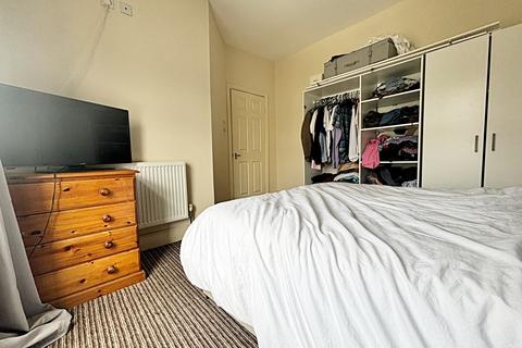 148 Central Road, Hugglescote, Coalville, LE67 2FF