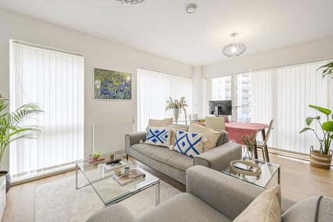 1 bedroom flat for sale, Magellan Boulevard, Docklands, London, E16