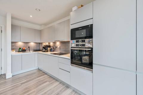 1 bedroom flat for sale, Parkside Avenue, Lewisham, London, SE10