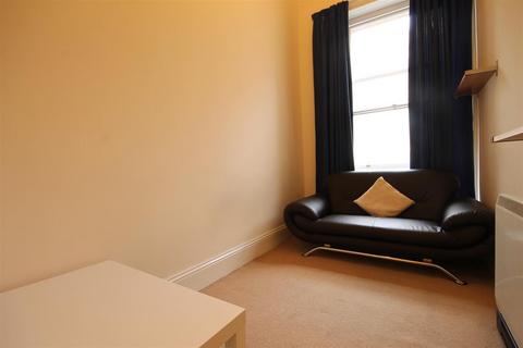 2 bedroom apartment to rent, Victoria Chambers, City Centre