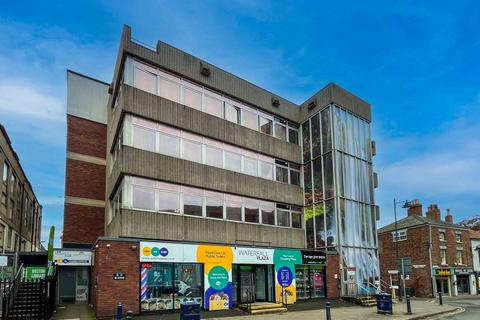 Mixed use for sale, Bank Street, Boston PE21