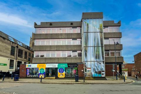 Mixed use for sale, Bank Street, Boston PE21