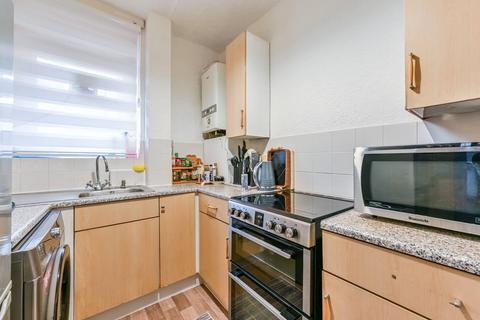 2 bedroom flat for sale, Ribstone House, Hackney, London, E9