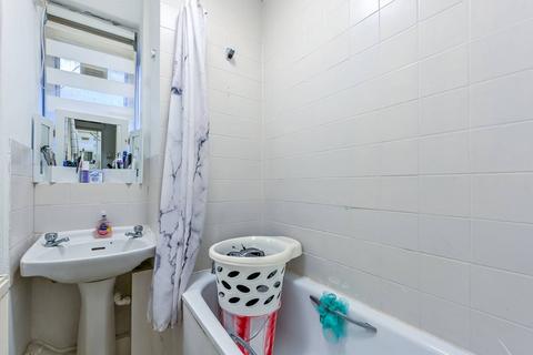 2 bedroom flat for sale, Ribstone House, Hackney, London, E9