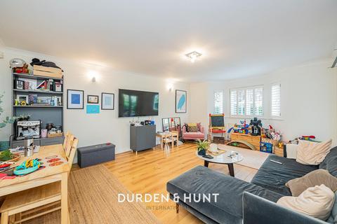 2 bedroom apartment for sale, 71 Aldersbrook Road, Wanstead E12