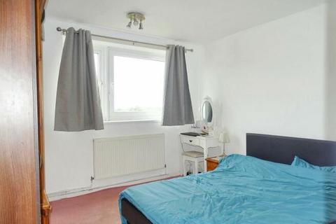 1 bedroom apartment to rent, Fontley Way, Roehampton, SW15