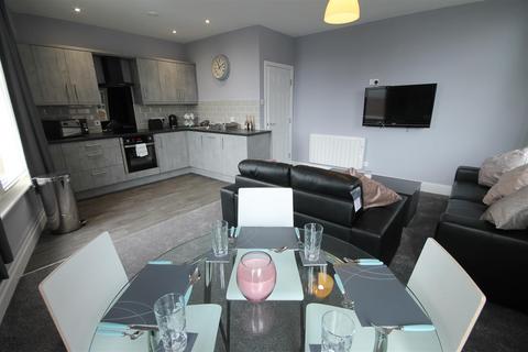 3 bedroom apartment to rent, Gallowgate Apartments, City Centre