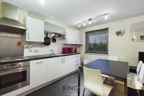 2 bedroom flat for sale, Spectre Court, Hatfield, AL10