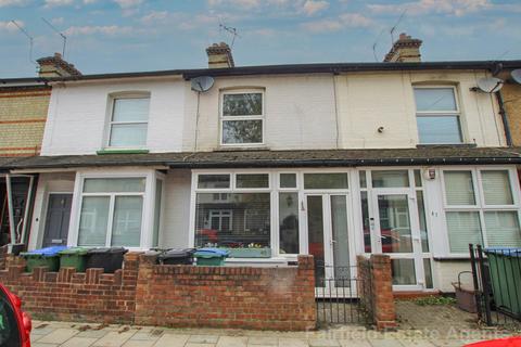 2 bedroom terraced house for sale, Oxford Street, Watford