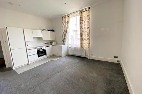 Studio to rent, Warrior Square, St. Leonards-On-Sea TN37